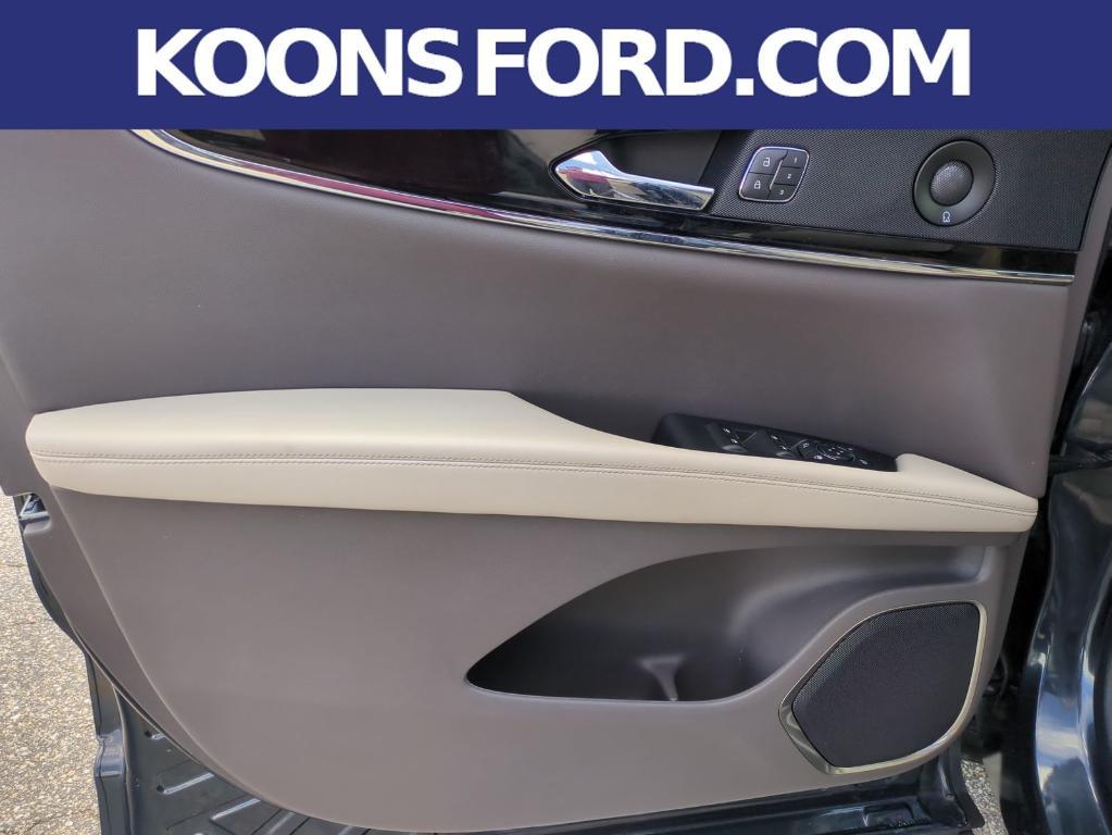 used 2021 Lincoln Nautilus car, priced at $35,995