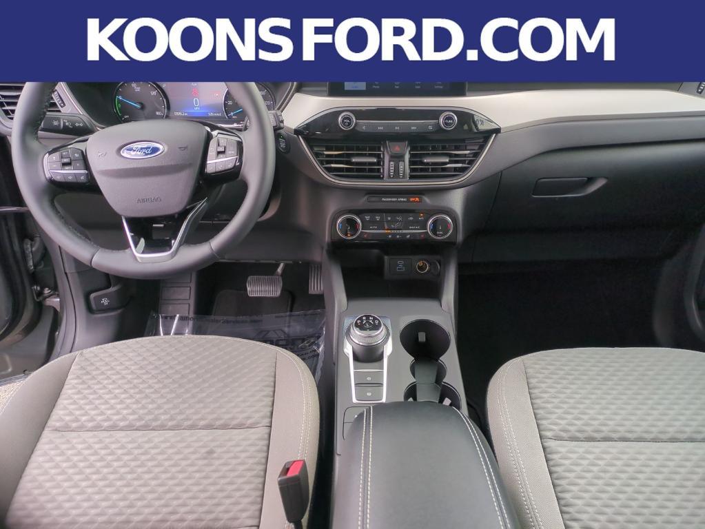 used 2022 Ford Escape car, priced at $25,297