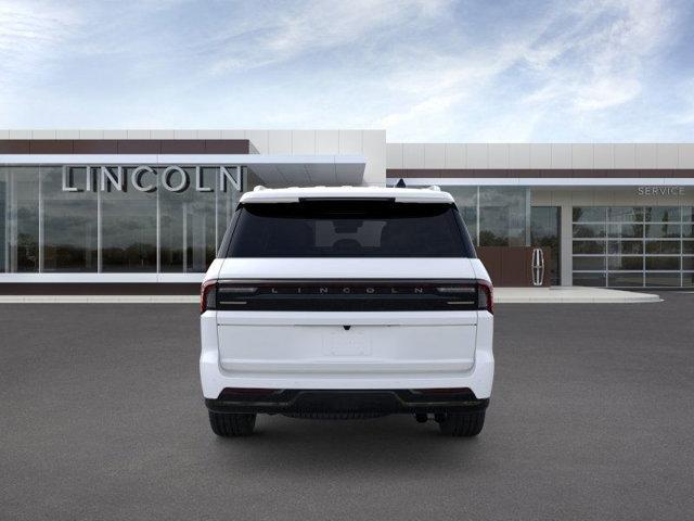 new 2025 Lincoln Navigator car, priced at $101,085