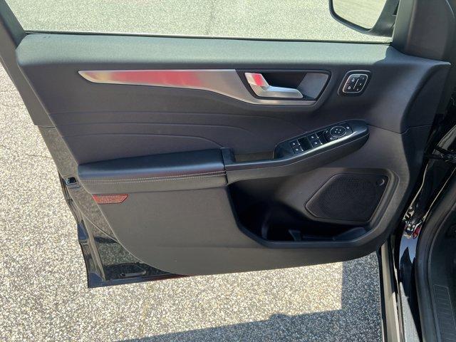 used 2022 Ford Escape car, priced at $25,995