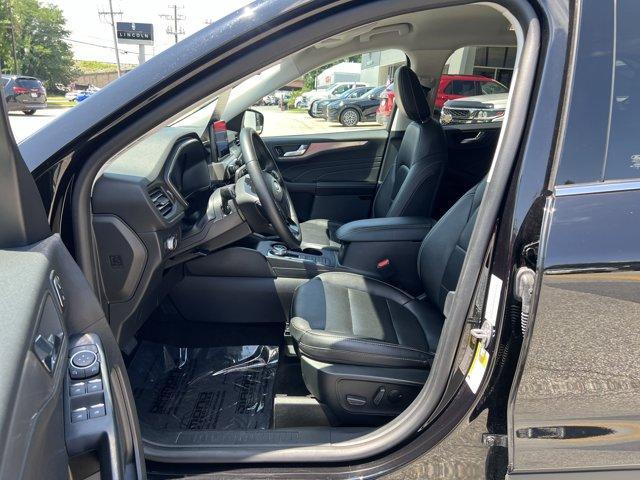 used 2022 Ford Escape car, priced at $25,995
