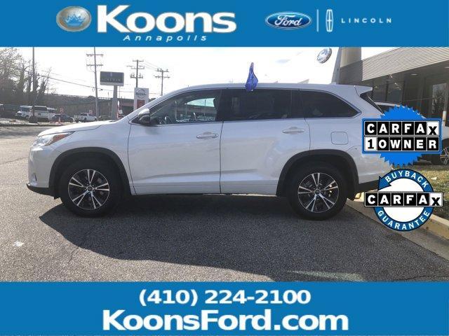 used 2018 Toyota Highlander car, priced at $21,595