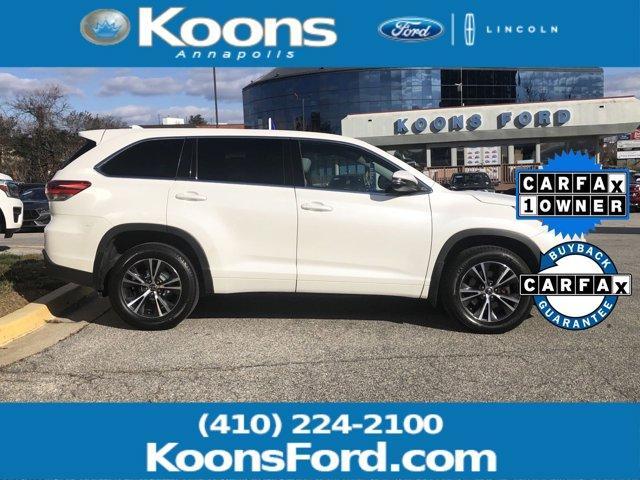 used 2018 Toyota Highlander car, priced at $21,595