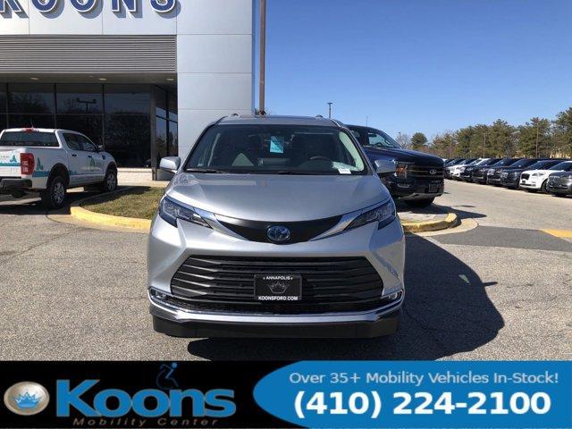 used 2023 Toyota Sienna car, priced at $91,499