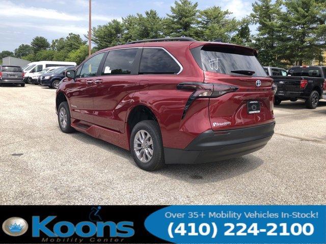 used 2024 Toyota Sienna car, priced at $91,213