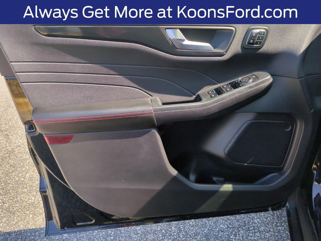used 2023 Ford Escape car, priced at $29,995