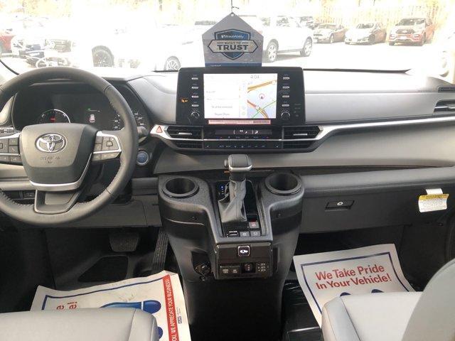 used 2024 Toyota Sienna car, priced at $91,234
