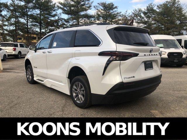 used 2024 Toyota Sienna car, priced at $91,234