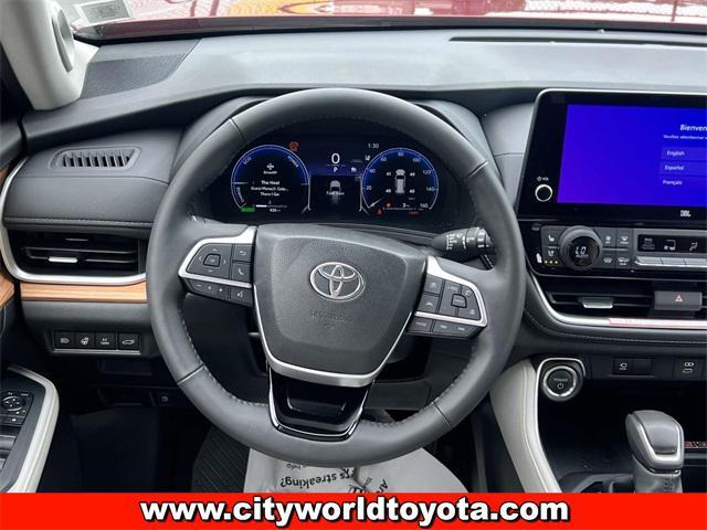used 2025 Toyota Grand Highlander car