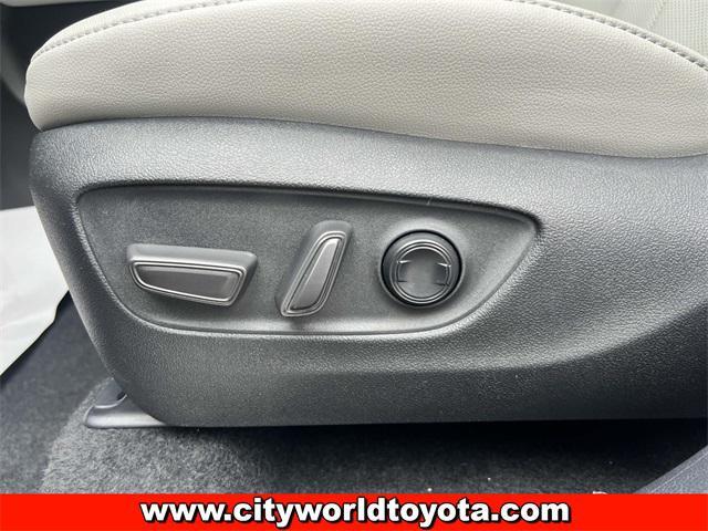 used 2025 Toyota Grand Highlander car