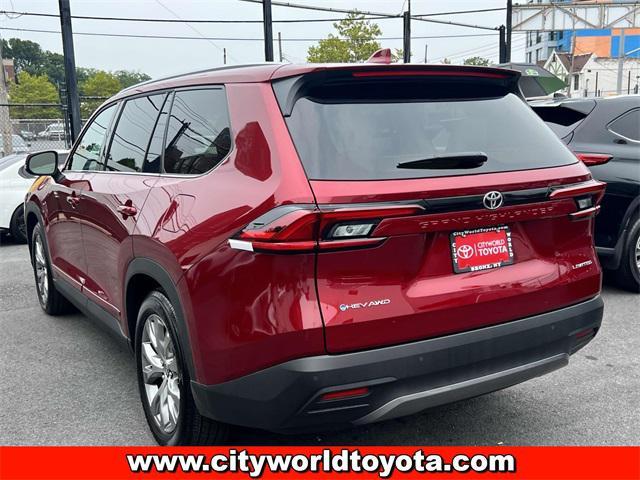 used 2025 Toyota Grand Highlander car