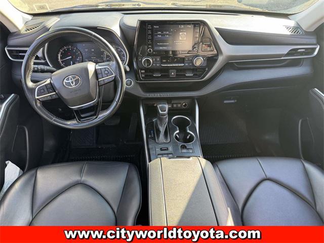 used 2021 Toyota Highlander car, priced at $23,690