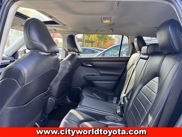 used 2021 Toyota Highlander car, priced at $23,690