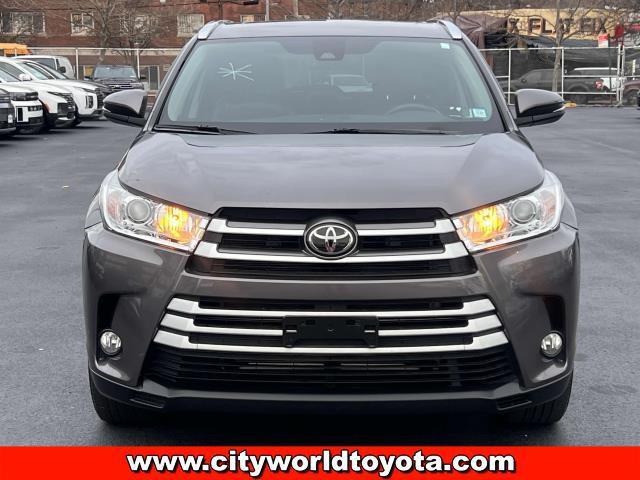 used 2019 Toyota Highlander car, priced at $29,190