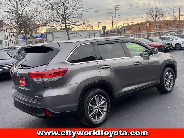 used 2019 Toyota Highlander car, priced at $29,190