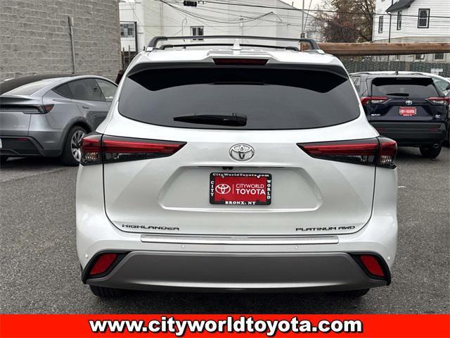 used 2023 Toyota Highlander car, priced at $40,790