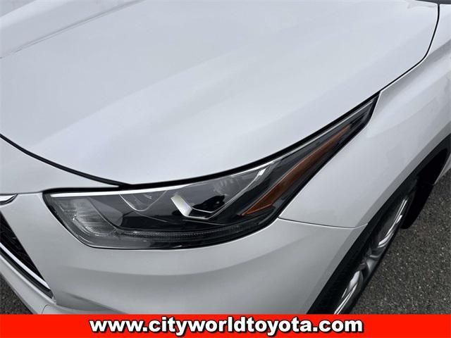 used 2023 Toyota Highlander car, priced at $40,790