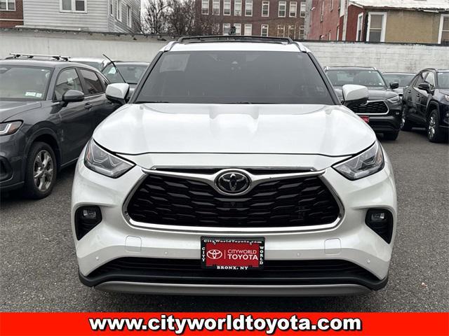 used 2023 Toyota Highlander car, priced at $40,790