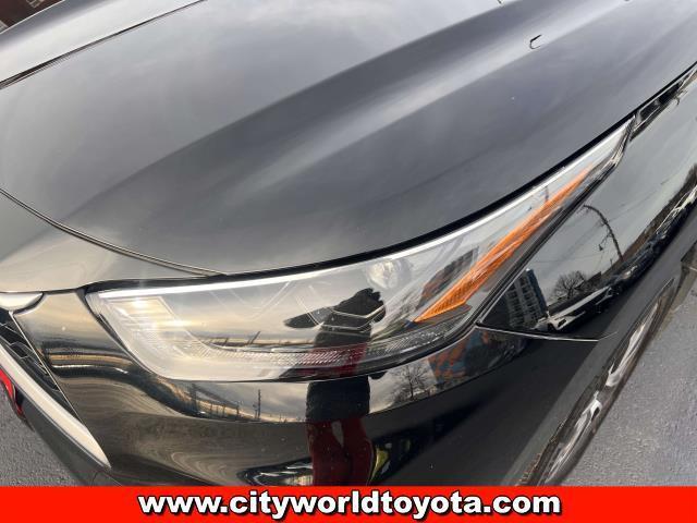 used 2022 Toyota Highlander car, priced at $33,390