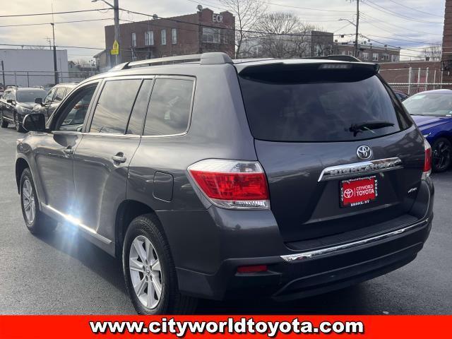 used 2013 Toyota Highlander car, priced at $16,890