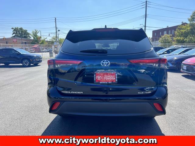 used 2022 Toyota Highlander car, priced at $31,690