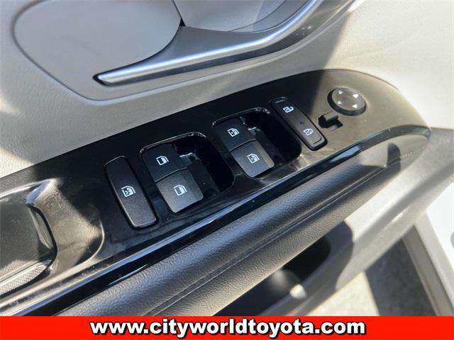 used 2024 Hyundai TUCSON Hybrid car, priced at $28,190