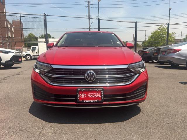 used 2024 Volkswagen Jetta car, priced at $22,290