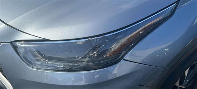 used 2021 Toyota Highlander car, priced at $34,190