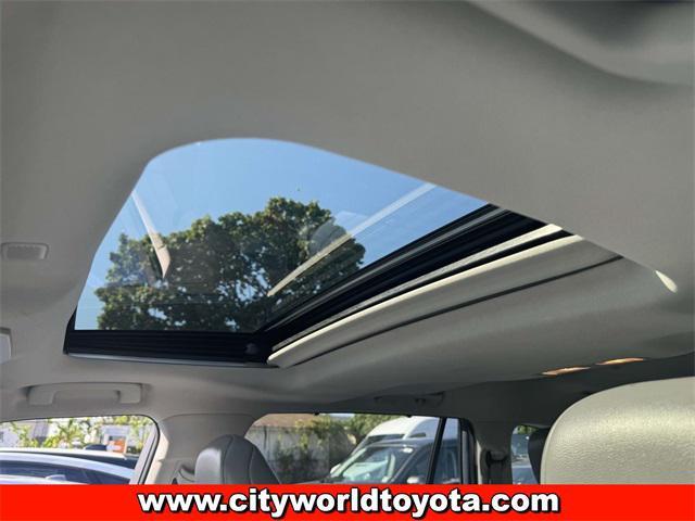 used 2021 Toyota Highlander car, priced at $34,190