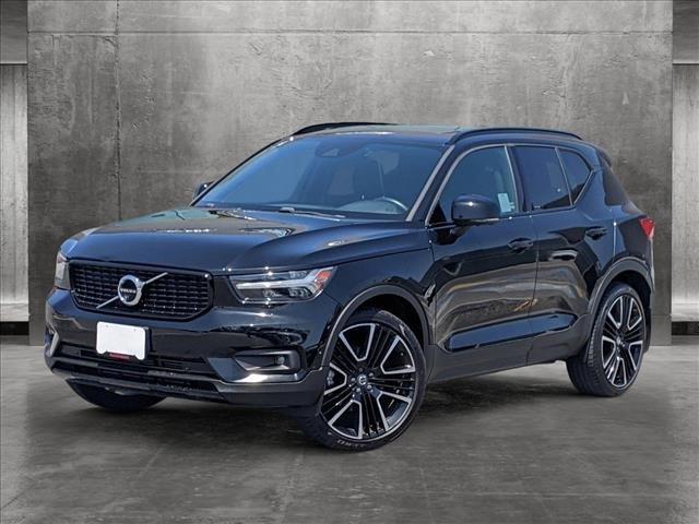 used 2019 Volvo XC40 car, priced at $24,897