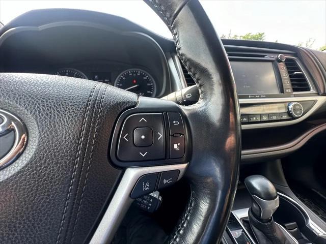 used 2017 Toyota Highlander car, priced at $25,415