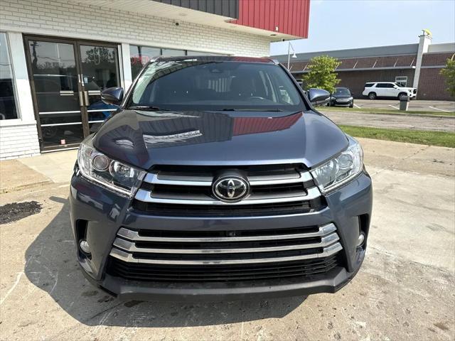 used 2017 Toyota Highlander car, priced at $25,415