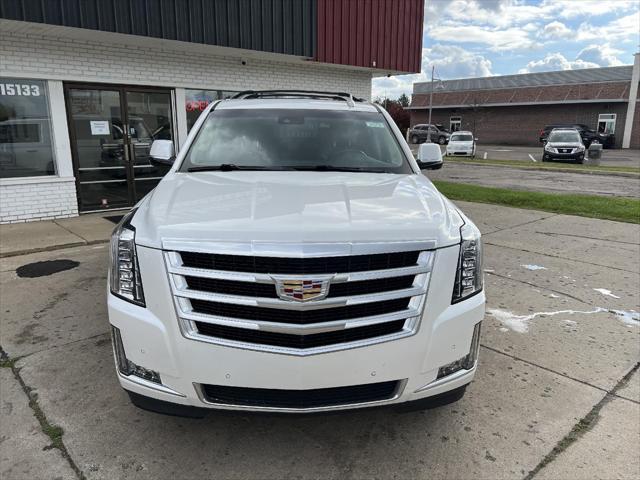 used 2019 Cadillac Escalade ESV car, priced at $33,090