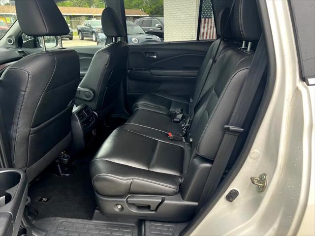 used 2020 Honda Pilot car, priced at $28,560