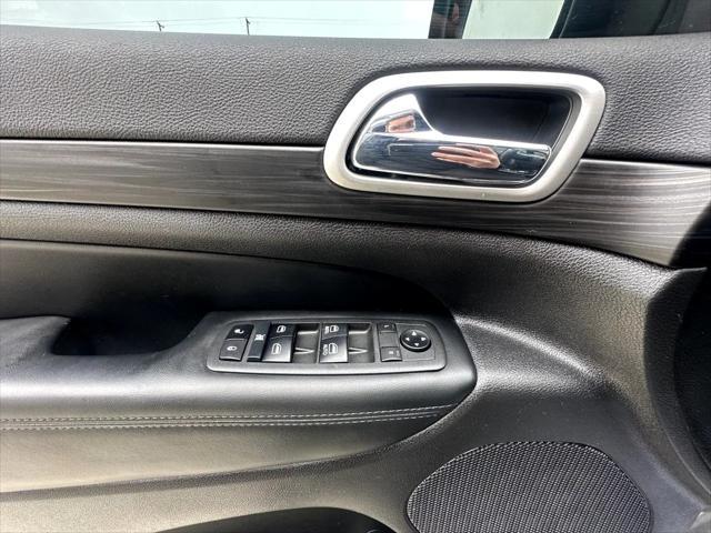used 2021 Jeep Grand Cherokee car, priced at $27,830
