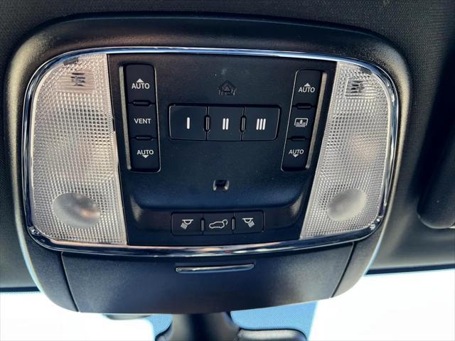 used 2021 Jeep Grand Cherokee car, priced at $31,404