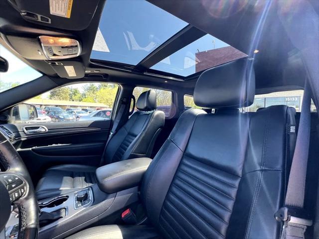 used 2021 Jeep Grand Cherokee car, priced at $31,404