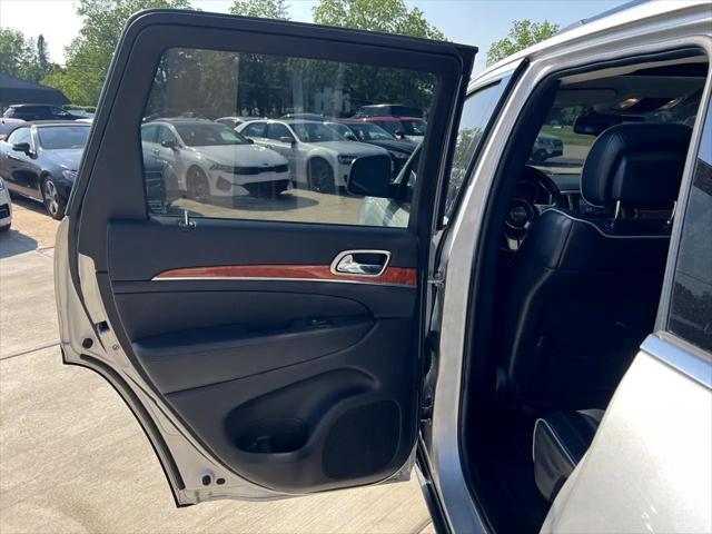 used 2012 Jeep Grand Cherokee car, priced at $8,995