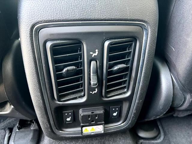 used 2012 Jeep Grand Cherokee car, priced at $8,995