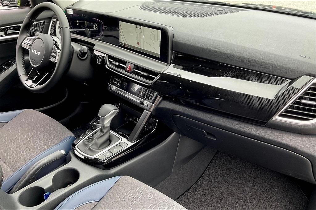 new 2025 Kia Seltos car, priced at $26,268