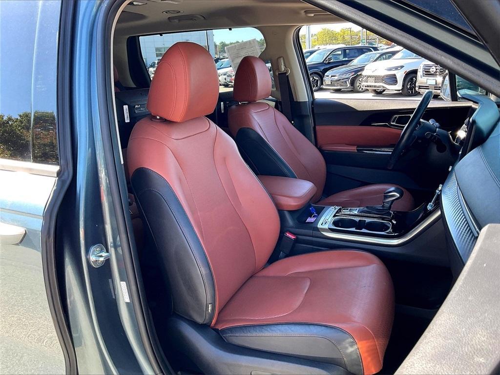 used 2022 Kia Carnival car, priced at $34,763