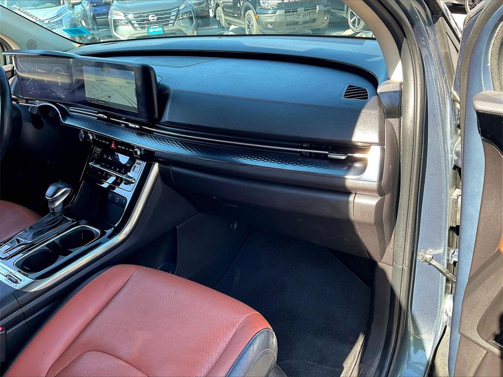 used 2022 Kia Carnival car, priced at $34,763