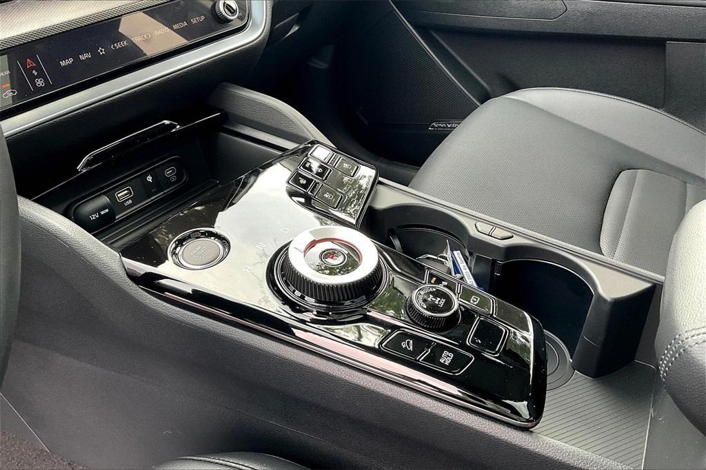 new 2025 Kia Sportage Hybrid car, priced at $37,910