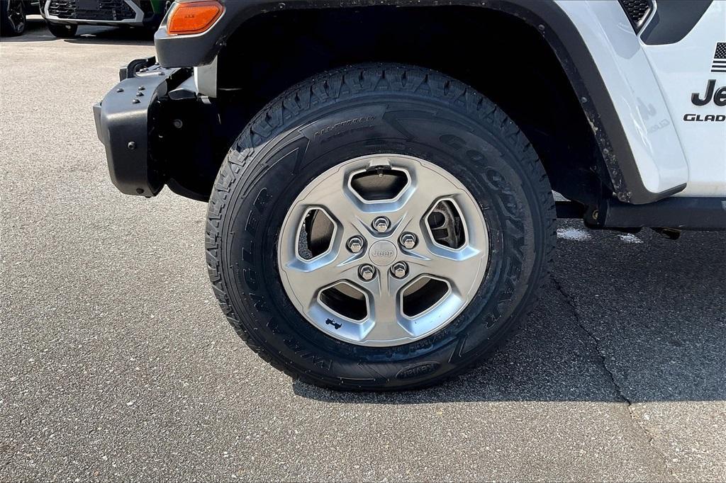 used 2021 Jeep Gladiator car, priced at $29,989