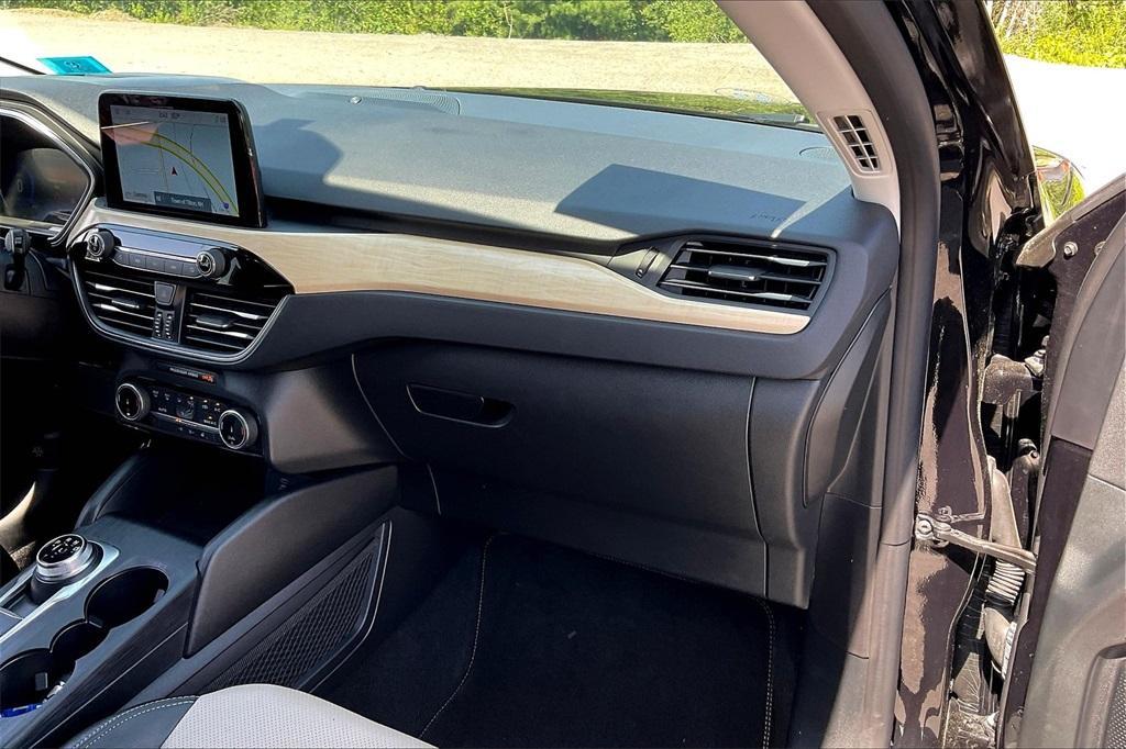used 2022 Ford Escape car, priced at $24,763