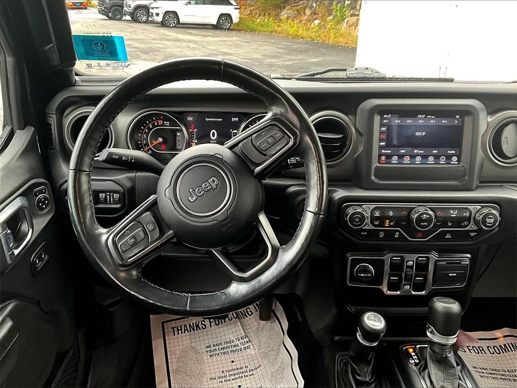 used 2022 Jeep Gladiator car, priced at $32,643