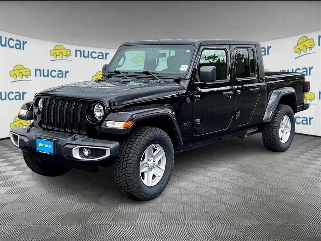 used 2022 Jeep Gladiator car, priced at $32,643