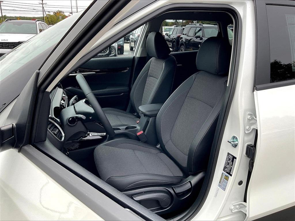 new 2026 Kia Seltos car, priced at $27,332
