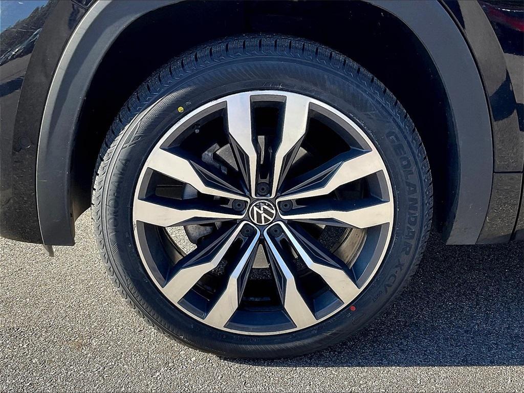 used 2022 Volkswagen Atlas car, priced at $32,423