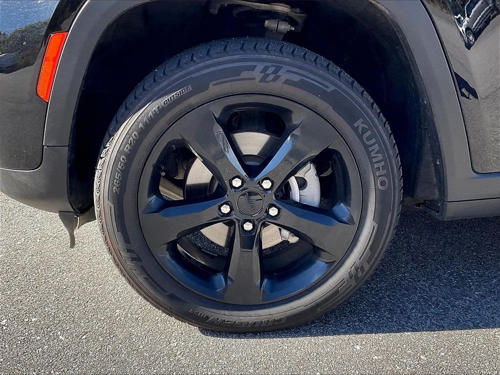 used 2023 Jeep Grand Cherokee car, priced at $27,567